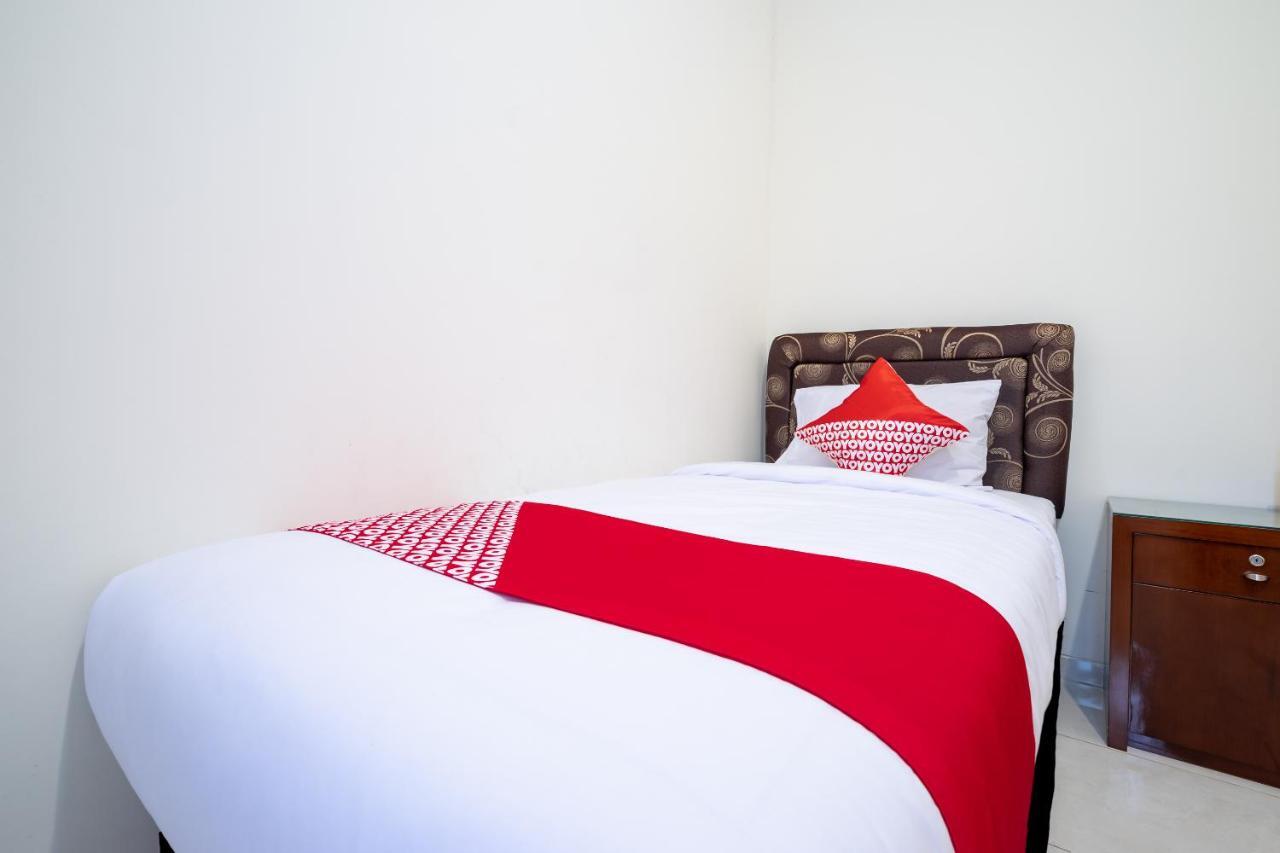 Hotel Oyo 2347 Griya Patran à Ngabean Extérieur photo